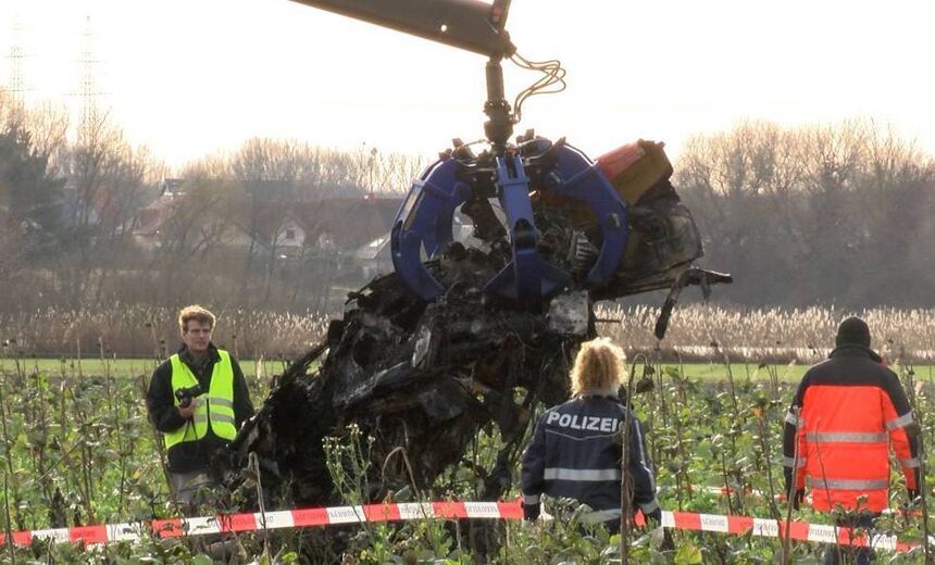 Aus dem Tank des DRF Rettungshubschraubers ist Kerosin in den Boden eingedrungen.